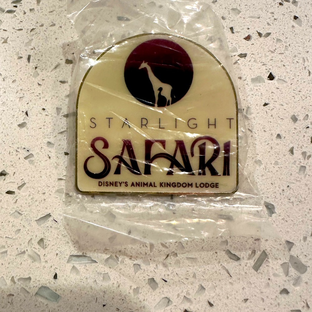 Disney world Safari pin
